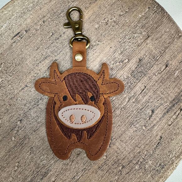 Portland Leather Rufus Highland Cow Purse Charm NEW FAST SHIP - Picture 1 of 3